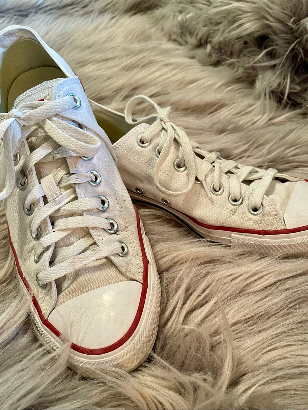 Classic Men’s Converse All Star Low-Top Canvas Sneakers - Picture 2 of 7